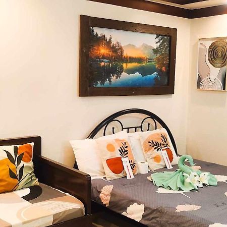Aparthotel Centropolis King Bed Deluxe Muntinlupa City Esterno foto